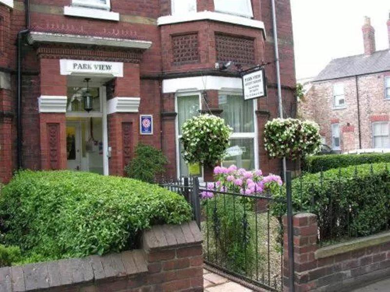 Park View Guest House Йорк Экстерьер фото
